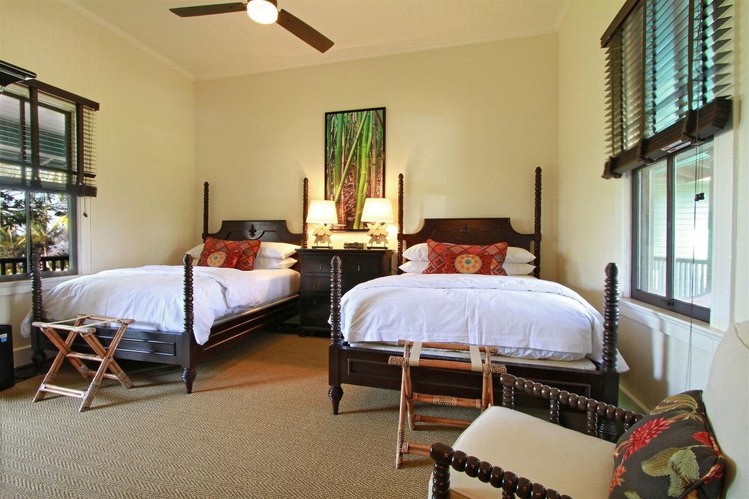 Lumeria Maui Retreat Center, Maui - sup holidays